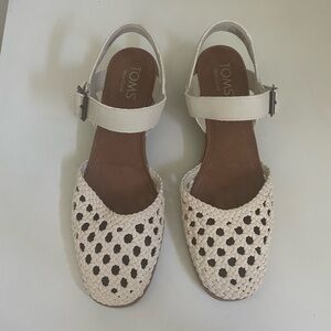 Tom’s Perforated Leather Heel
